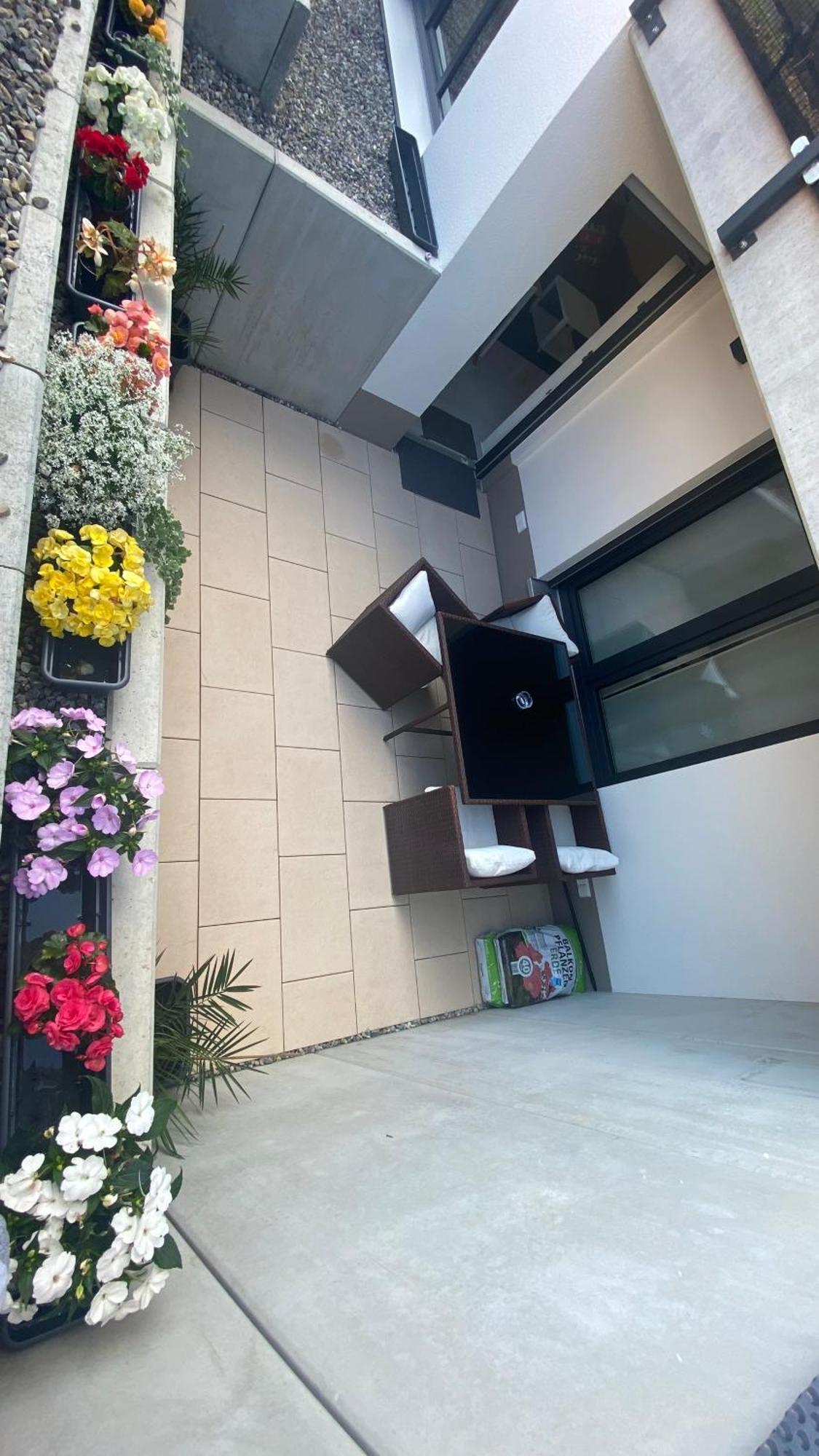 Stillvoll Neubau-appart Nahe Legoland Und Fachklinik Apartment Ichenhausen